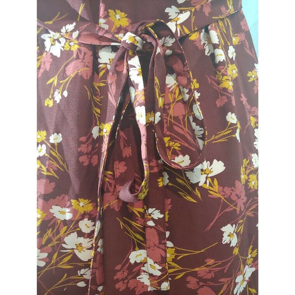 NEW Target  Ingrid Isabel Maternity Floral Print  Woven Maternity Dress Medium - Picture 6 of 9